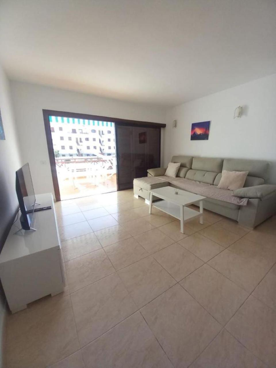 Victoria Court 2 - Lovely Apartment 65 Los Cristianos  Exteriör bild